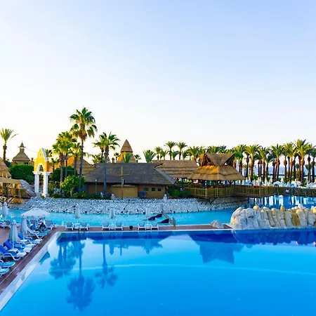 Hotel Pegasos World