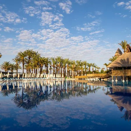 Hotel Pegasos World 4*